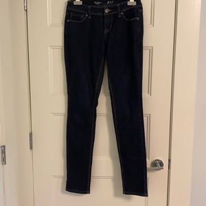 Dark skinny jeans